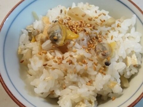 簡単で美味しい♪あさりご飯